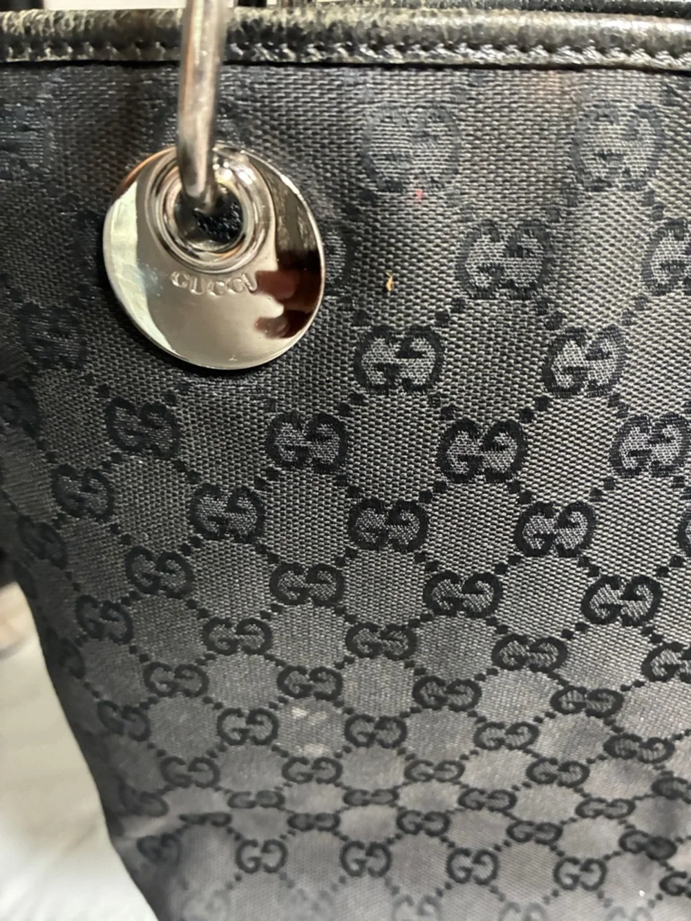 Gucci Black GG Canvas Tote with Silver Hardware - Picture 4 of 5